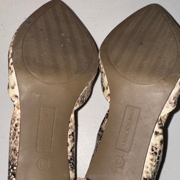 Bandolino Snakeskin Pattern Heels - Picture 10 of 12